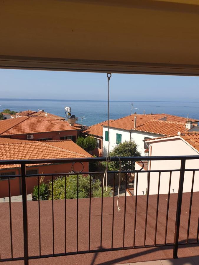 Casa Beppa Apartment Pomonte Luaran gambar